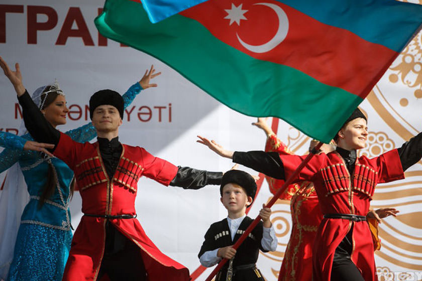 با آداب و رسوم مردم جمهوری آذربایجان آشنا شوید