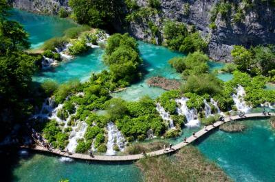 تماشا کنید؛ پارک ملی دریاچه های پلیتویک در کرواسی