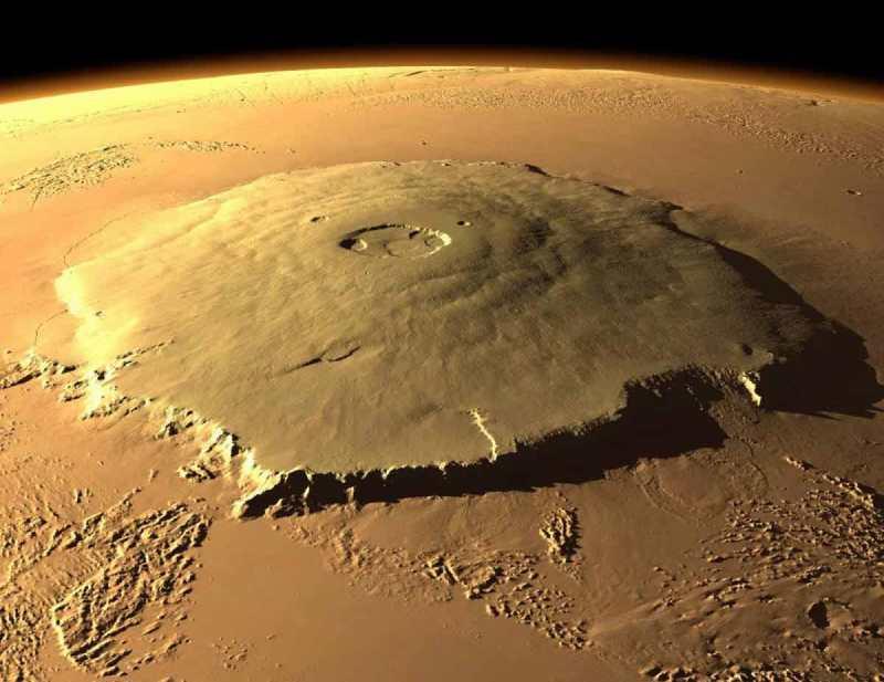 آتشفشان الیمپوس مانز مریخ