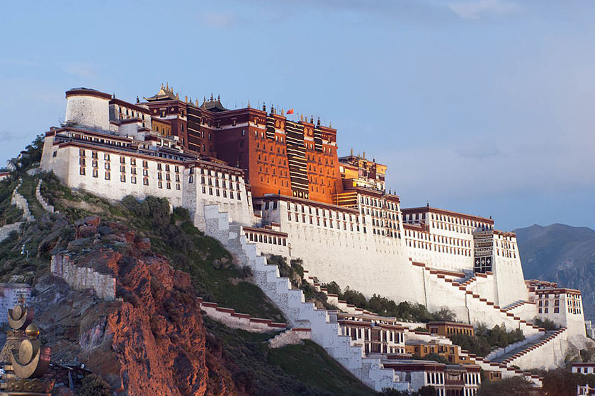 کاخ پوتالای تبت؛ کاخی بر فزار ابرها