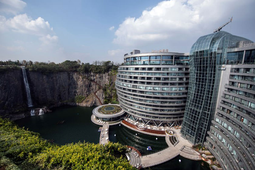 اولین هتل زیر زمینی دنیا در چین افتتاح شد