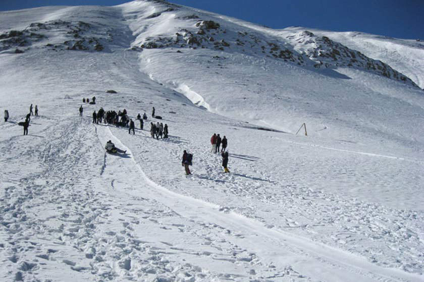 آمادگی پیست اسکی آلوارس سرعین برای ارائه خدمات به گردشگران زمستانی