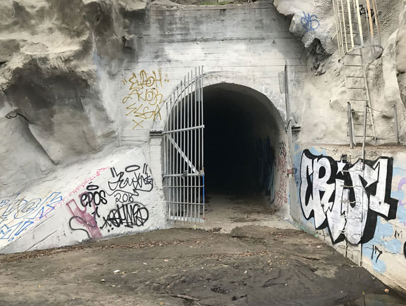 devils tunnel