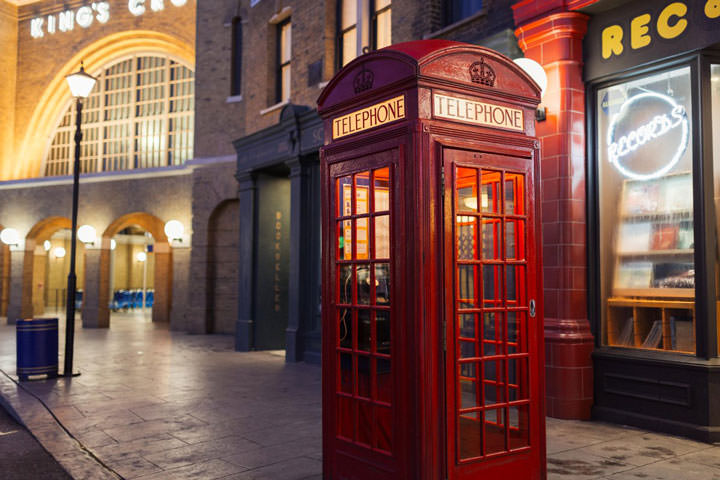 harry potter phone booth