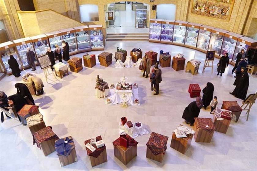 نخستین نمایشگاه تخصصی پته دوزی کرمان در سازمان میراث فرهنگی برگزار می‌شود
