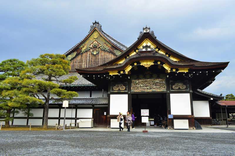 سقف های چوبی قلعه نینجو کیوتو، ژاپن