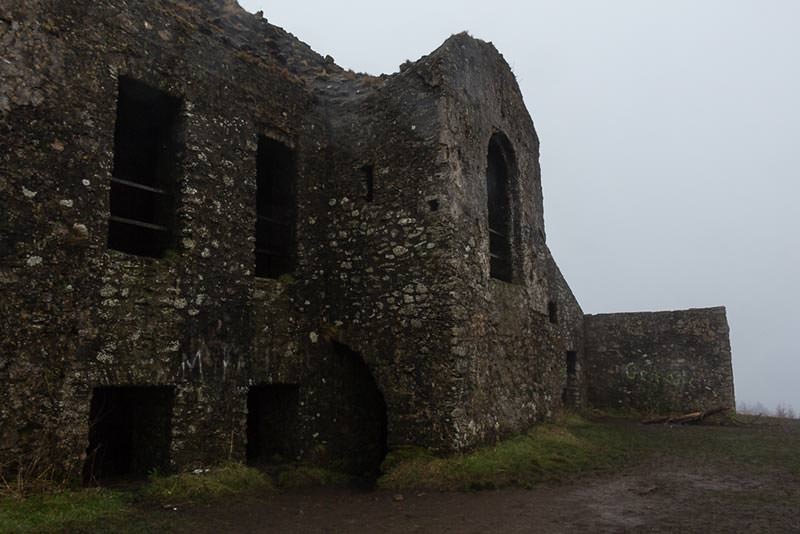 عمارت تسخیر شده مونته پلیه در ایرلند