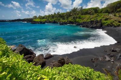 فیلمبرداری در بهشت؛ فیلم ها و سریال هایی که در هاوایی فیلمبرداری شده‌اند