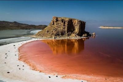 تراز دریاچه ارومیه ۸ سانتی متر افزایش یافت