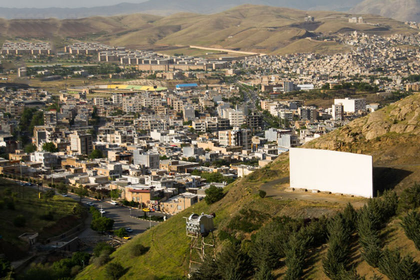 سینمای روباز سنندج، بزرگترین سینمای روباز خاورمیانه