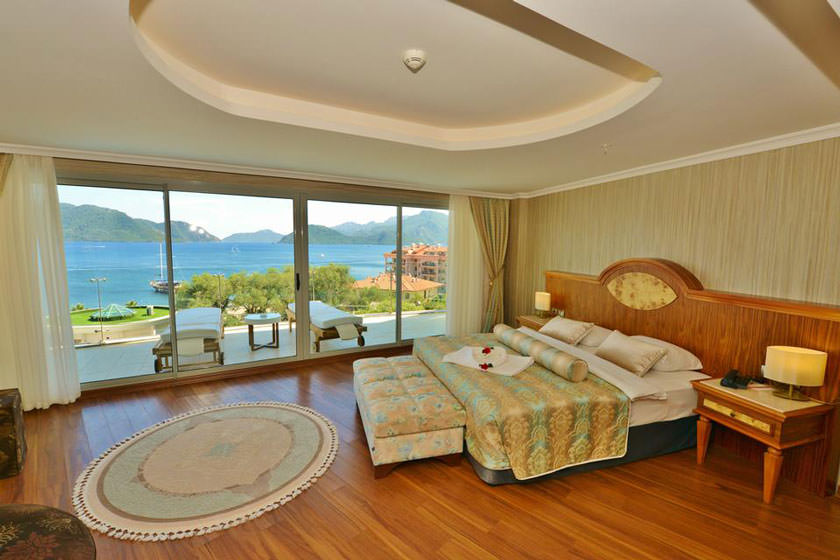 بهترین هتل های 5 ستاره مارماریس؛ شهری با ساحل های رویایی در ترکیه