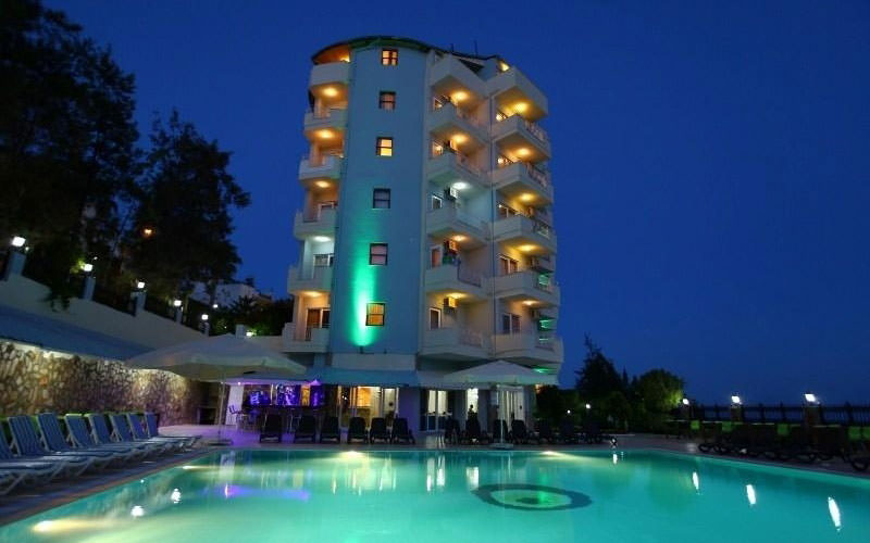 هتل کلاب اوا (Club Eva Hotel)