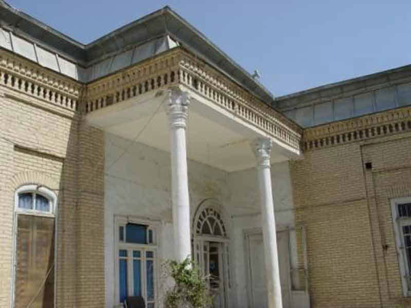 خانه بانک ملی