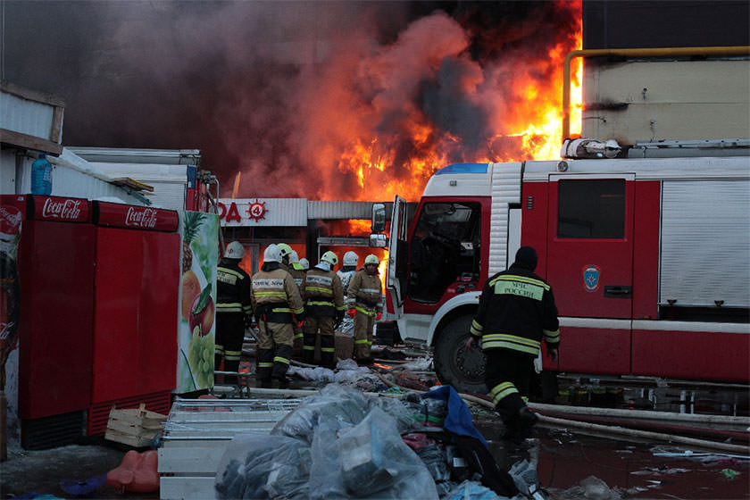 آتش سوزی در مرکز خریدی در روسیه