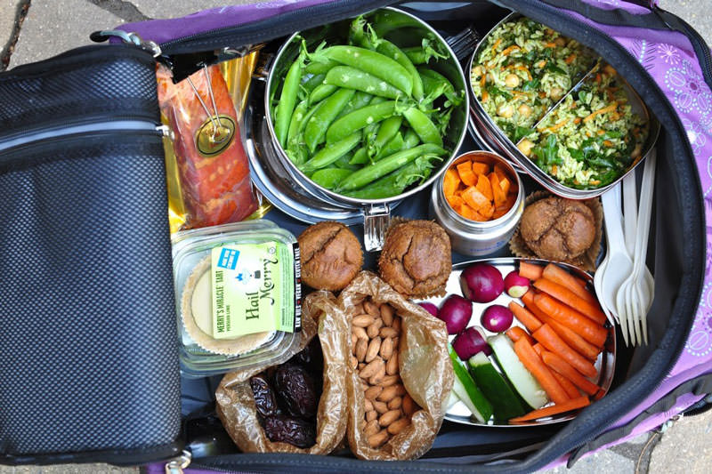 استفاده از غذای خانگی برای سلامت در سفر جاده ای
