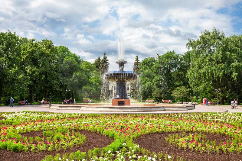 گلکاری های زینتی باغ کشاورزی یکاترینبورگ (Yekaterinburg’s Arboretum)