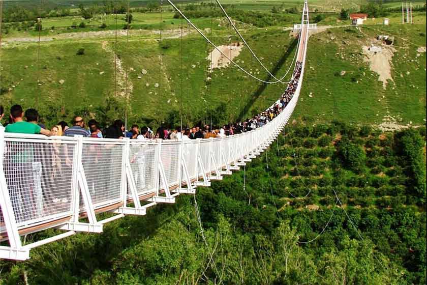 آمار مسافران نوروزی در استان اردبیل نسبت به سال گذشته ۵۰ درصد افزایش یافت