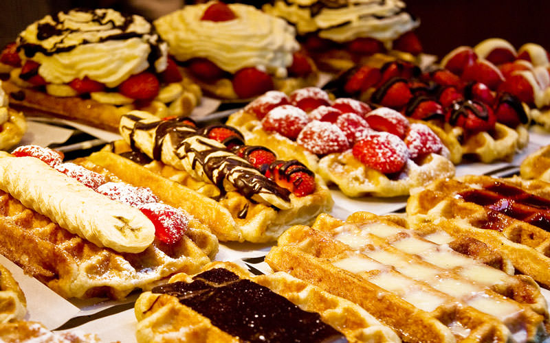 وافل بلژیکی (Belgian waffle) – بلژیک