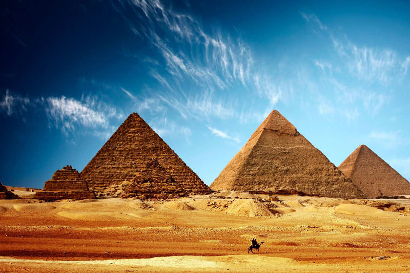 جریمه سنگین دولت مصر برای آزاردهندگان گردشگران در مکان های تاریخی مهم