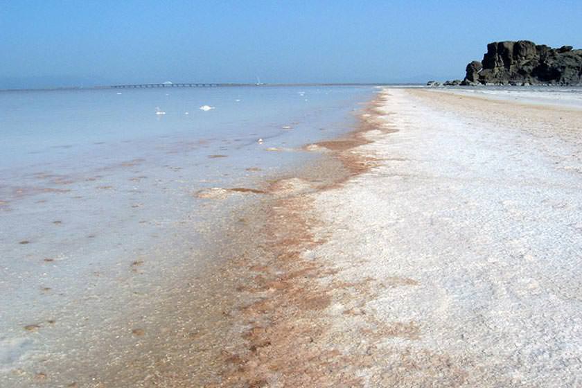 کاهش ۲۲ کیلومترمربع از وسعت دریاچه ارومیه