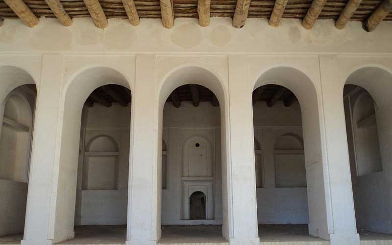  دیوارهای سفید و معماری سنتی خانه مصری
