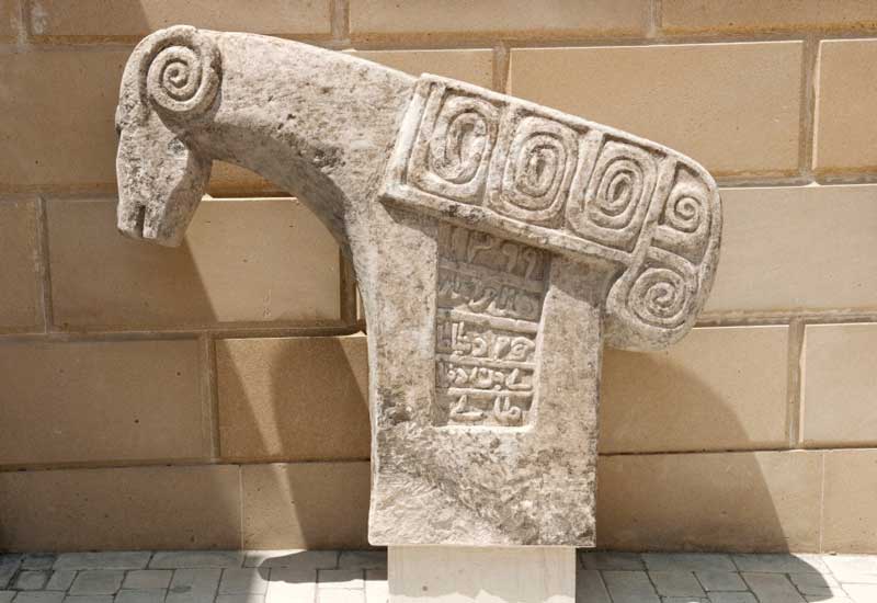 آثار باستانی آذربایجان و مجسمه قوچ (Statue of Ram)