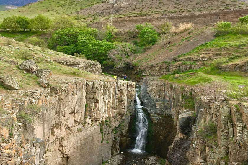 آبشارهای طبیعی گرمی، جاذبه فراموش شده مغان - کجارو