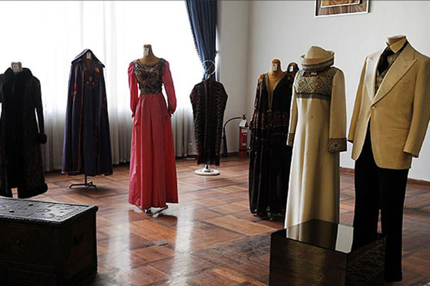 موزه لباس سلطنتی تهران