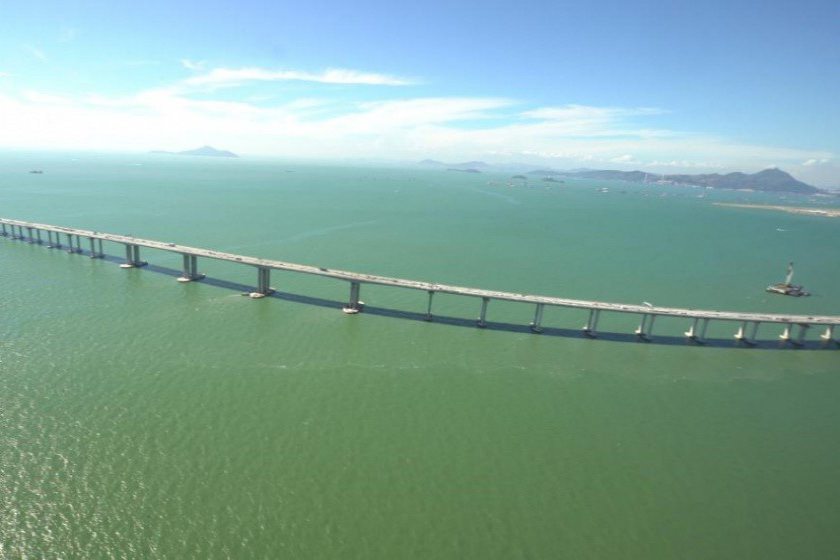 طولانی ترین پل روی آب جهان در چین