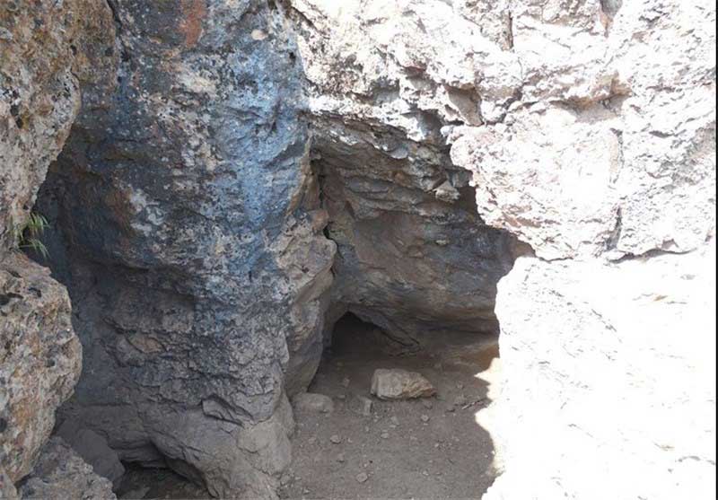 پدیده زمین شناسی در غار هفت خانه