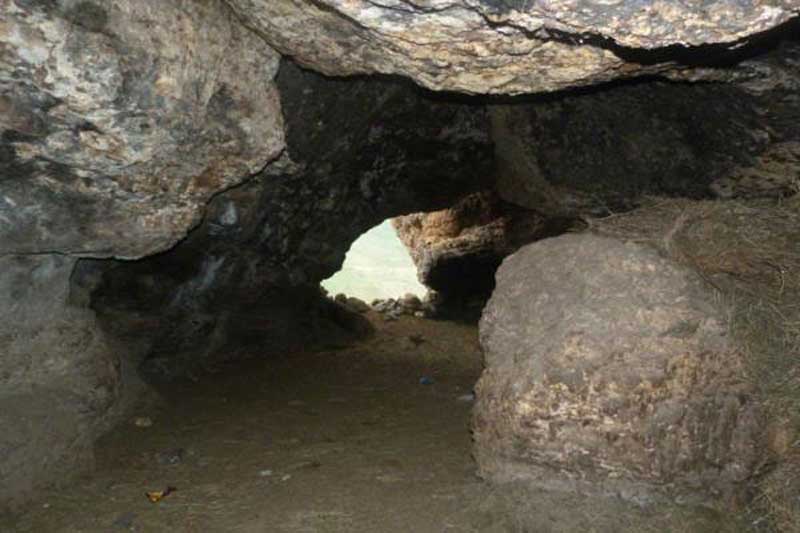 غار جلال آباد در ارتفاعات استان اردبیل 