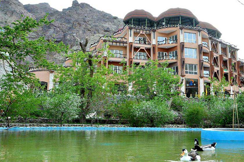 بهترین هتل های بیرجند؛ اولین شهر ایران با سیستم آب رسانی - کجارو