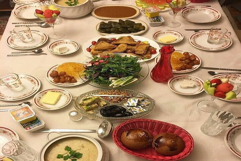 ماه رمضان در ایران و سفره های افطاری