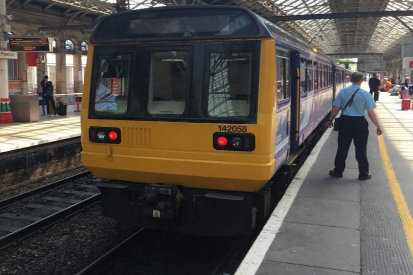 بی نظمی در قطارهای انگلستان: لغو خدمات به خاطر گرمی هوا