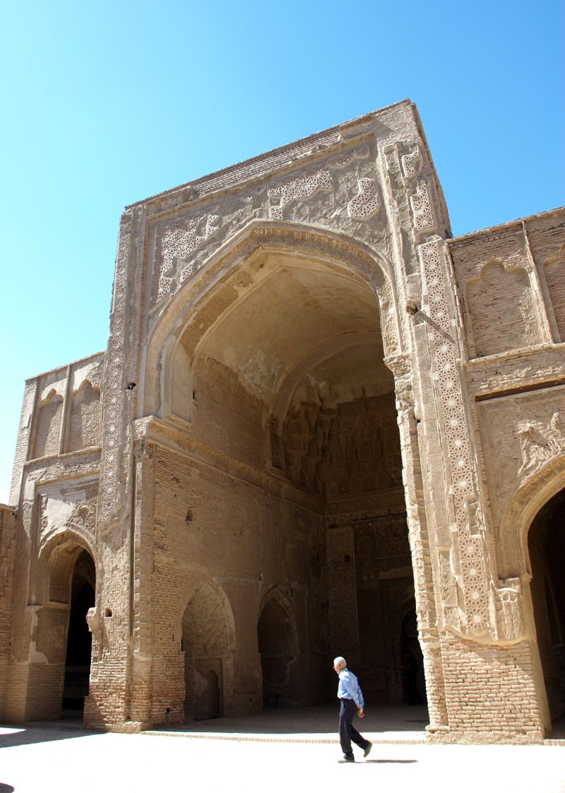 مسجد فرومد