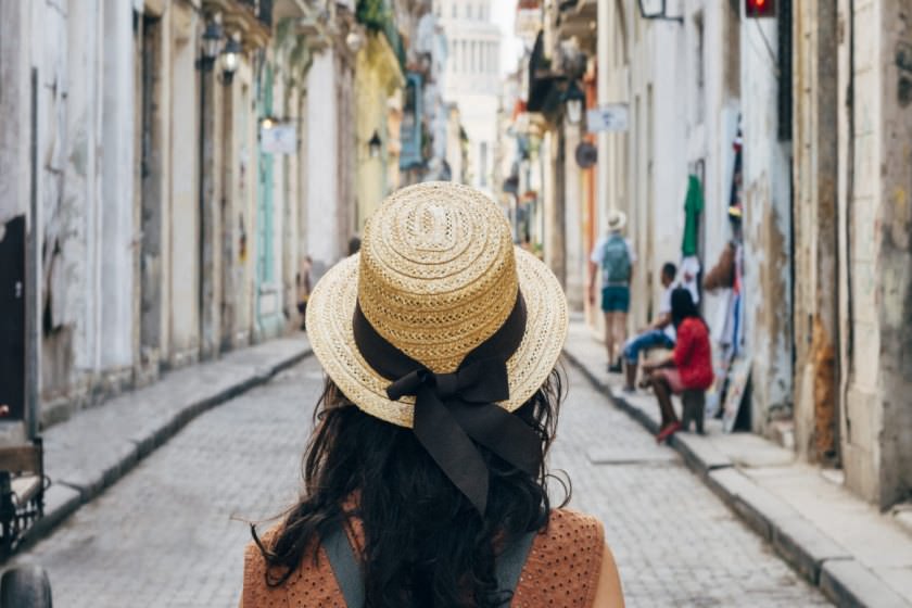 کوبا؛ مقصدی محبوب برای زنانی که تنها سفر می‌کنند