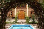 خانه مشروطه
