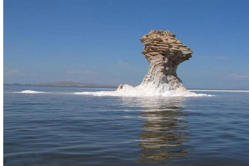 توقف احداث دریاچه مصنوعی از حقابه دریاچه ارومیه