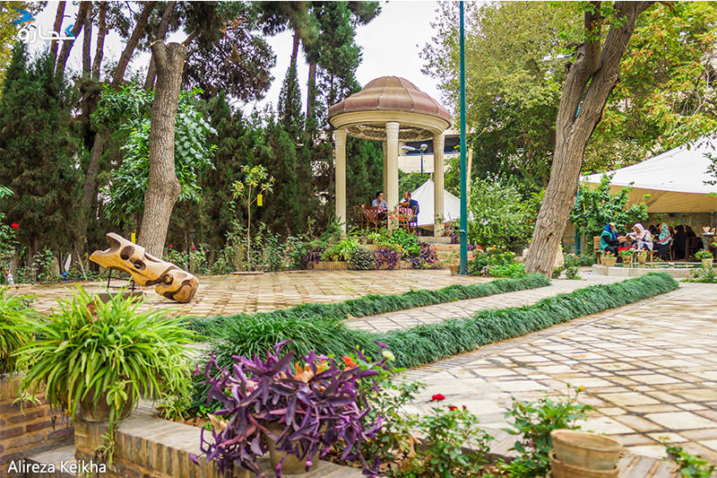 باغ نگارستان در میدان بهارستان