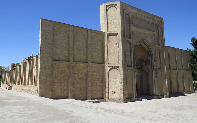 سردر ورودی مسجد جامع ورامین