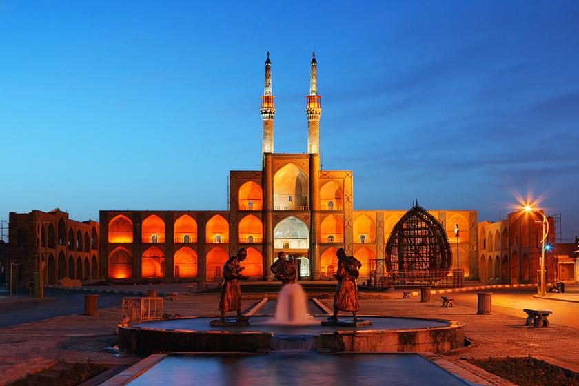 تکیه امیرچخماق ؛ میدانی گم شده در تاریخ شهری یزد
