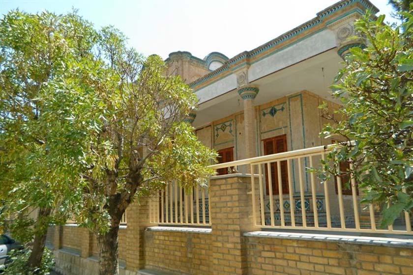 قلعه حاج وکیل اراک- موزه صنایع دستی