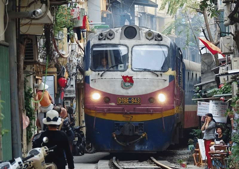 خیابان قطار؛ هانوی؛ تایلند