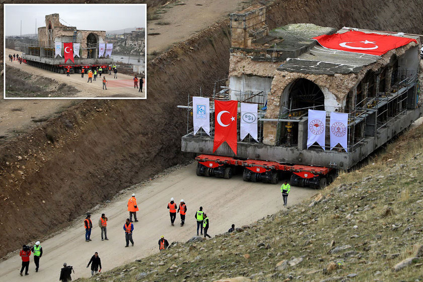 انتقال مسجد ۶۰۹ ساله در ترکیه به مکانی جدید