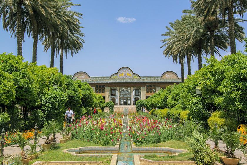 ۸ باغ مهم شیراز که باید ببینید