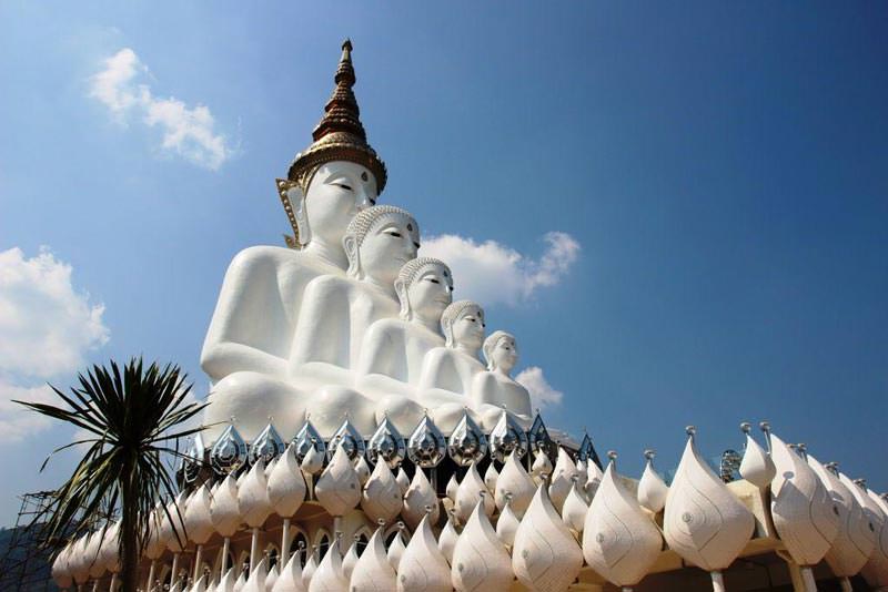 معبد Pha Sorn Kaew