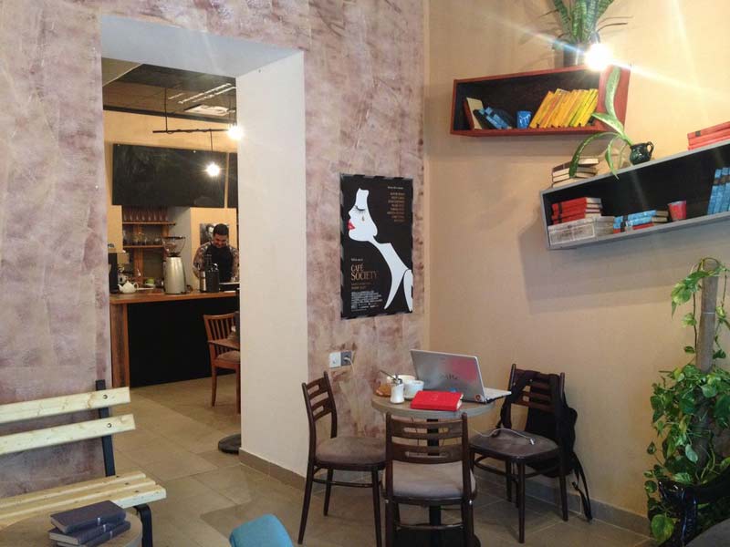 کافه موفی باکو