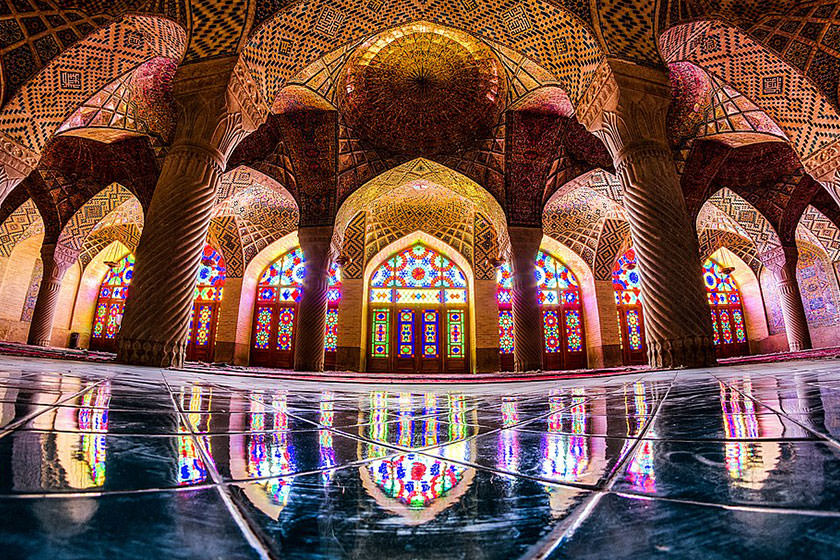 زیباترین مکان های مذهبی شیراز؛ از مسجد نصیرالملک تا کلیسای ارامنه