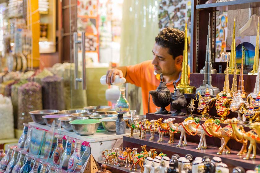 در دبی از کجا سوغاتی بخریم؟
