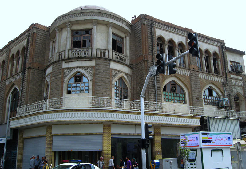 ساختمان های قدیمی تهران در خیابان لاله زار تهران قدیم